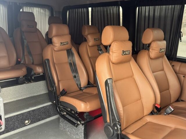 Червоний Фольксваген Крафтєр, об'ємом двигуна 2 л та пробігом 600 тис. км за 12300 $, фото 6 на Automoto.ua