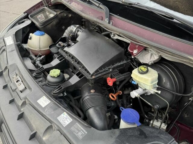 Червоний Фольксваген Крафтєр, об'ємом двигуна 2 л та пробігом 600 тис. км за 12300 $, фото 7 на Automoto.ua