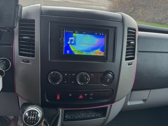 Червоний Фольксваген Крафтєр, об'ємом двигуна 2 л та пробігом 600 тис. км за 12300 $, фото 8 на Automoto.ua