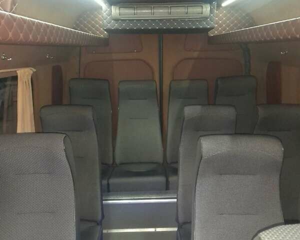 Красный Фольксваген Крафтер, объемом двигателя 1.97 л и пробегом 320 тыс. км за 28000 $, фото 6 на Automoto.ua