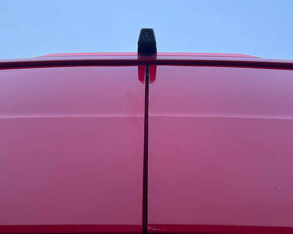Червоний Фольксваген Крафтєр, об'ємом двигуна 2 л та пробігом 260 тис. км за 26000 $, фото 15 на Automoto.ua