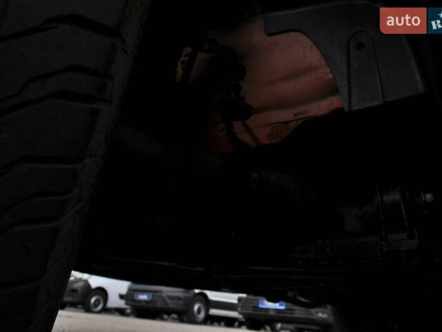 Фольксваген Крафтер 2019 в Киеве на Automoto.ua Красный Фольксваген Крафтер, объемом двигателя 1.97 л и пробегом 106 тыс. км за 35500 $, фото 14 на Automoto.ua