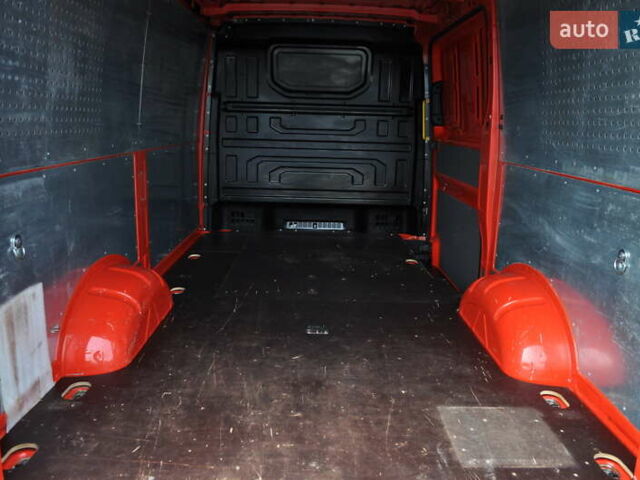 Фольксваген Крафтер 2019 в Киеве на Automoto.ua Красный Фольксваген Крафтер, объемом двигателя 1.97 л и пробегом 106 тыс. км за 35500 $, фото 31 на Automoto.ua