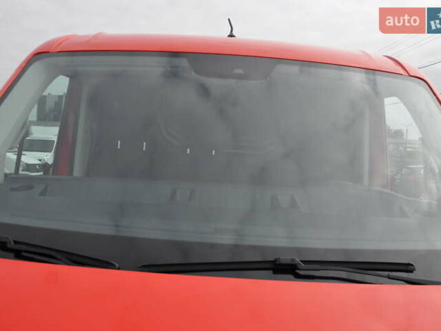 Фольксваген Крафтер 2019 в Киеве на Automoto.ua Красный Фольксваген Крафтер, объемом двигателя 1.97 л и пробегом 106 тыс. км за 35500 $, фото 19 на Automoto.ua