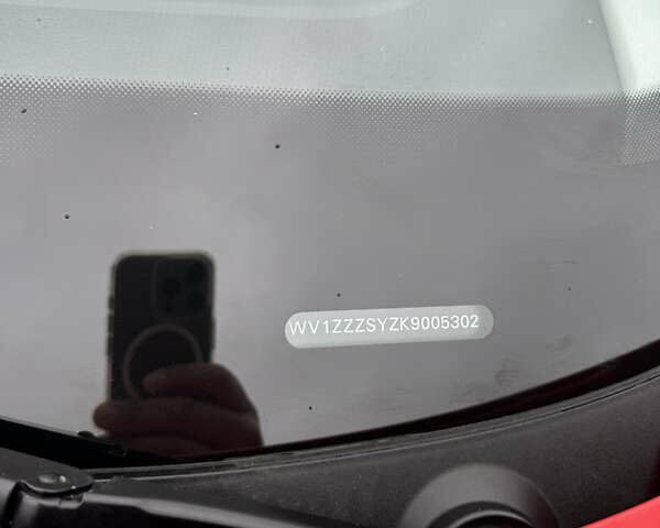 Красный Фольксваген Крафтер, объемом двигателя 1.97 л и пробегом 107 тыс. км за 35500 $, фото 8 на Automoto.ua