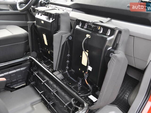 Фольксваген Крафтер 2019 в Киеве на Automoto.ua Красный Фольксваген Крафтер, объемом двигателя 1.97 л и пробегом 106 тыс. км за 35500 $, фото 50 на Automoto.ua