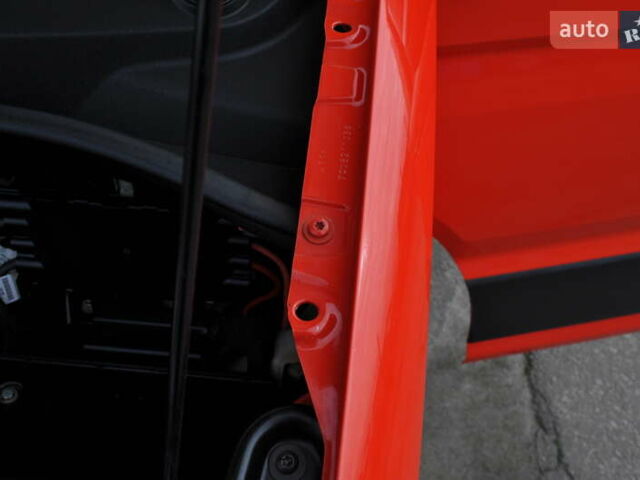 Фольксваген Крафтер 2019 в Киеве на Automoto.ua Красный Фольксваген Крафтер, объемом двигателя 1.97 л и пробегом 106 тыс. км за 35500 $, фото 84 на Automoto.ua