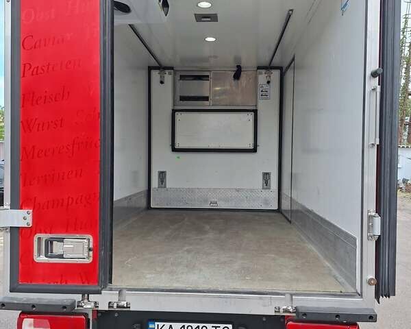 Червоний Фольксваген Крафтєр, об'ємом двигуна 1.97 л та пробігом 311 тис. км за 25300 $, фото 12 на Automoto.ua