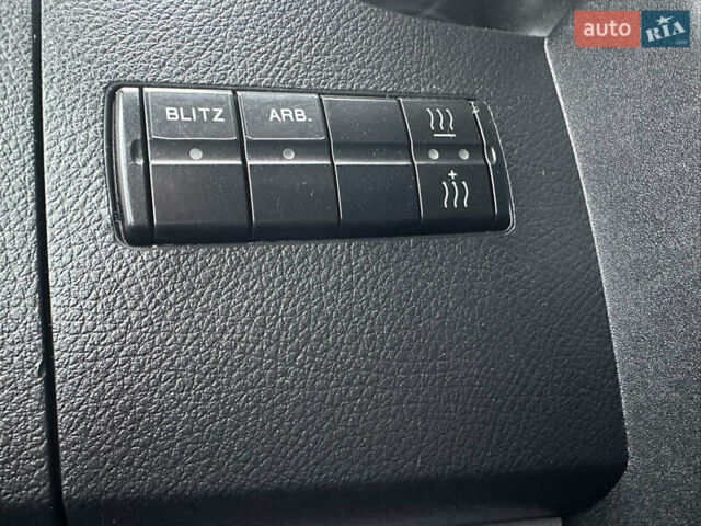 Красный Фольксваген Крафтер, объемом двигателя 2 л и пробегом 160 тыс. км за 18800 $, фото 17 на Automoto.ua