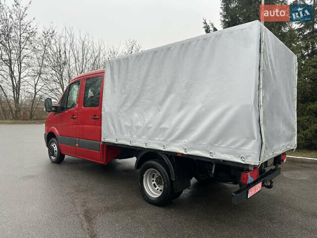 Красный Фольксваген Крафтер, объемом двигателя 2 л и пробегом 160 тыс. км за 18800 $, фото 5 на Automoto.ua