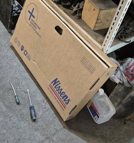 Красный Фольксваген Крафтер, объемом двигателя 2.46 л и пробегом 760 тыс. км за 13400 $, фото 7 на Automoto.ua