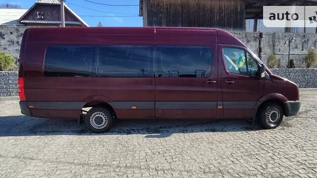 Красный Фольксваген Крафтер, объемом двигателя 2.5 л и пробегом 250 тыс. км за 10999 $, фото 13 на Automoto.ua