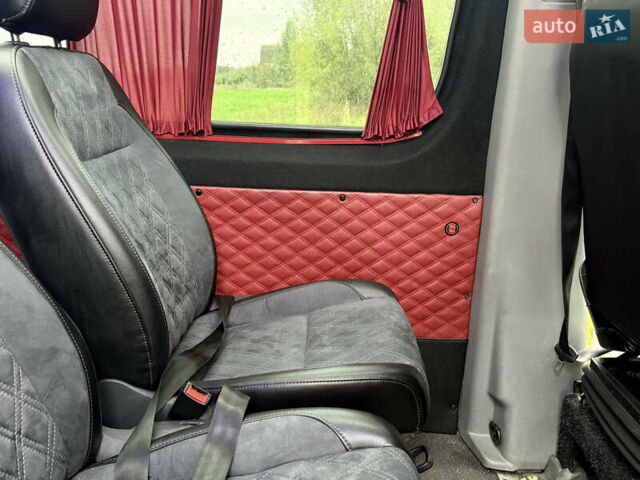 Червоний Фольксваген Крафтєр, об'ємом двигуна 1.97 л та пробігом 355 тис. км за 16800 $, фото 12 на Automoto.ua