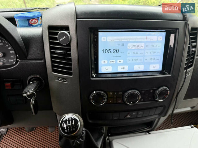 Червоний Фольксваген Крафтєр, об'ємом двигуна 1.97 л та пробігом 355 тис. км за 16800 $, фото 7 на Automoto.ua