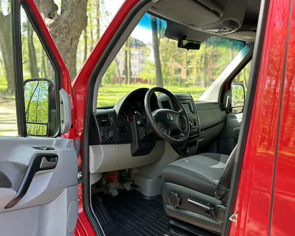 Фольксваген Крафтер 2016 в Черновцах на Automoto.ua Красный Фольксваген Крафтер, объемом двигателя 2 л и пробегом 114 тыс. км за 27500 $, фото 29 на Automoto.ua