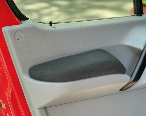 Фольксваген Крафтер 2016 в Черновцах на Automoto.ua Красный Фольксваген Крафтер, объемом двигателя 2 л и пробегом 114 тыс. км за 27500 $, фото 36 на Automoto.ua