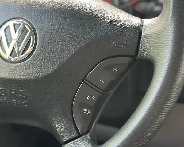 Фольксваген Крафтер 2016 в Черновцах на Automoto.ua Красный Фольксваген Крафтер, объемом двигателя 2 л и пробегом 114 тыс. км за 27500 $, фото 38 на Automoto.ua