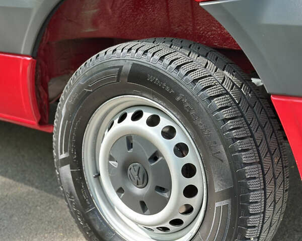 Фольксваген Крафтер 2016 в Черновцах на Automoto.ua Красный Фольксваген Крафтер, объемом двигателя 2 л и пробегом 114 тыс. км за 27500 $, фото 20 на Automoto.ua