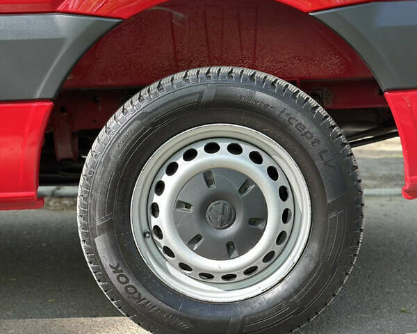 Фольксваген Крафтер 2016 в Черновцах на Automoto.ua Красный Фольксваген Крафтер, объемом двигателя 2 л и пробегом 114 тыс. км за 27500 $, фото 21 на Automoto.ua