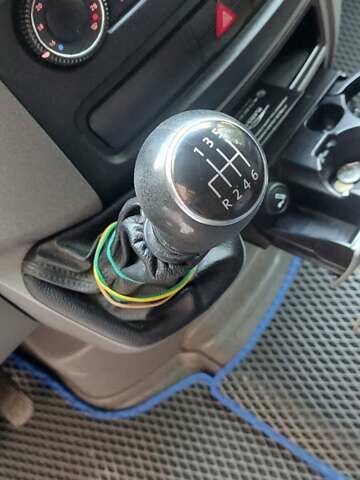 Фольксваген Крафтєр, об'ємом двигуна 2 л та пробігом 271 тис. км за 15500 $, фото 15 на Automoto.ua