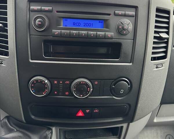 Фольксваген Крафтер, объемом двигателя 0 л и пробегом 112 тыс. км за 22900 $, фото 2 на Automoto.ua