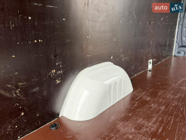 Фольксваген Крафтєр, об'ємом двигуна 2 л та пробігом 184 тис. км за 17900 $, фото 56 на Automoto.ua