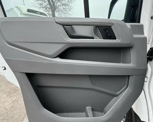 Фольксваген Крафтер, объемом двигателя 2 л и пробегом 305 тыс. км за 23900 $, фото 15 на Automoto.ua