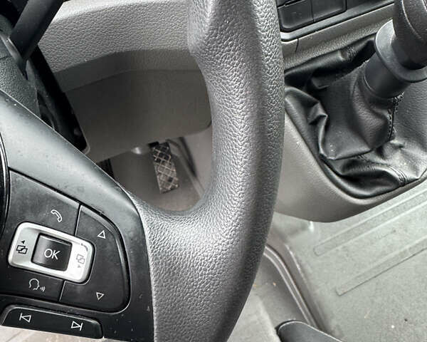 Фольксваген Крафтєр, об'ємом двигуна 2 л та пробігом 270 тис. км за 26500 $, фото 9 на Automoto.ua