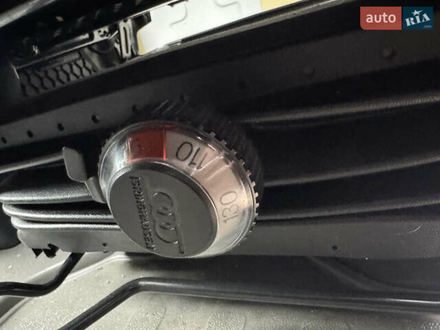 Фольксваген Крафтєр, об'ємом двигуна 2 л та пробігом 270 тис. км за 26500 $, фото 8 на Automoto.ua