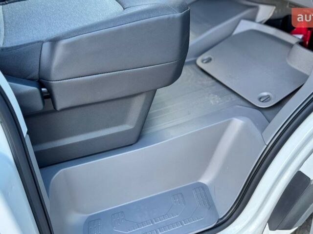 Фольксваген Крафтєр, об'ємом двигуна 1.97 л та пробігом 0 тис. км за 48275 $, фото 21 на Automoto.ua