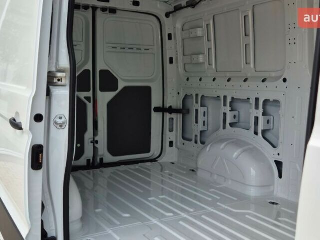 Фольксваген Крафтер, объемом двигателя 1.97 л и пробегом 0 тыс. км за 43380 $, фото 9 на Automoto.ua