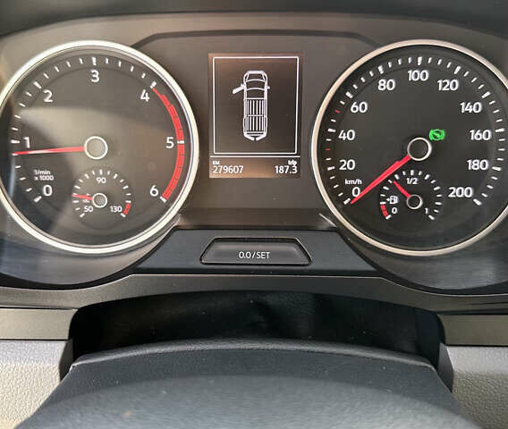 Фольксваген Крафтєр, об'ємом двигуна 2 л та пробігом 280 тис. км за 37000 $, фото 31 на Automoto.ua