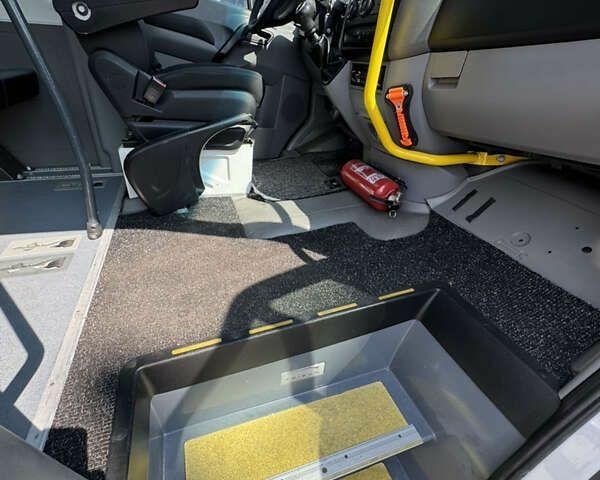 Фольксваген Крафтєр, об'ємом двигуна 2 л та пробігом 339 тис. км за 20500 $, фото 13 на Automoto.ua