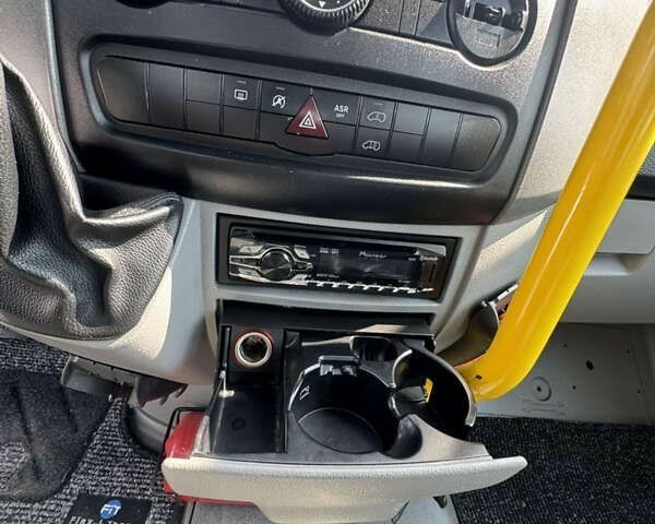 Фольксваген Крафтєр, об'ємом двигуна 2 л та пробігом 339 тис. км за 20500 $, фото 21 на Automoto.ua