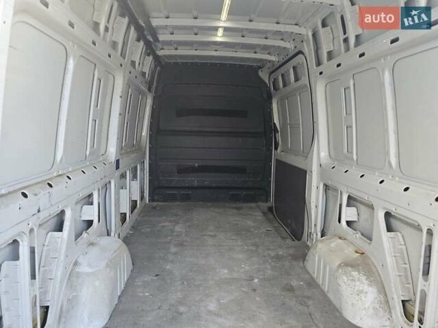 Фольксваген Крафтер, объемом двигателя 2 л и пробегом 218 тыс. км за 13850 $, фото 18 на Automoto.ua