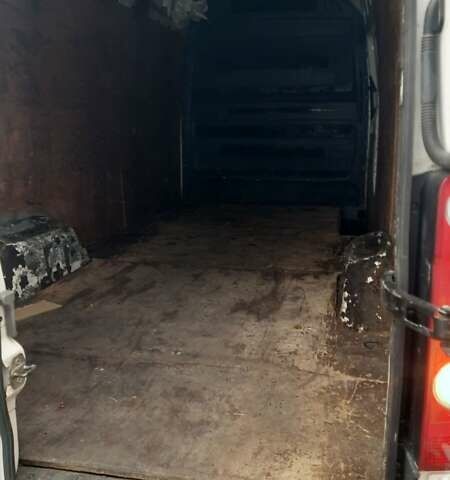 Фольксваген Крафтер 2013 в Киеве на Automoto.ua Фольксваген Крафтер, объемом двигателя 0 л и пробегом 230 тыс. км за 17000 $, фото 2 на Automoto.ua