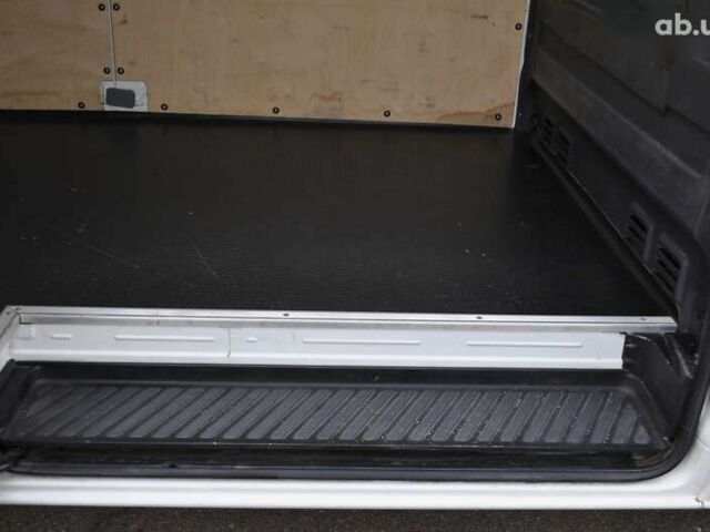 Фольксваген Крафтер 2014 в Киеве на Automoto.ua Фольксваген Крафтер, объемом двигателя 2 л и пробегом 188 тыс. км за 18300 $, фото 27 на Automoto.ua