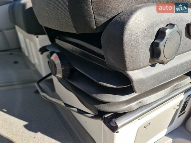 Фольксваген Крафтер, объемом двигателя 2 л и пробегом 352 тыс. км за 18700 $, фото 12 на Automoto.ua