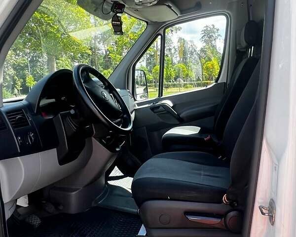 Фольксваген Крафтер, объемом двигателя 2 л и пробегом 330 тыс. км за 17000 $, фото 5 на Automoto.ua