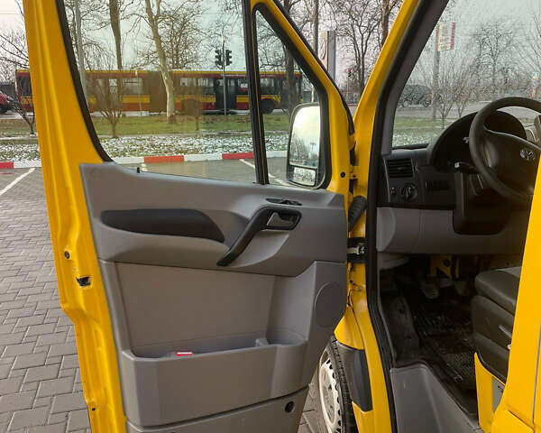 Фольксваген Крафтер, объемом двигателя 2 л и пробегом 230 тыс. км за 16000 $, фото 5 на Automoto.ua