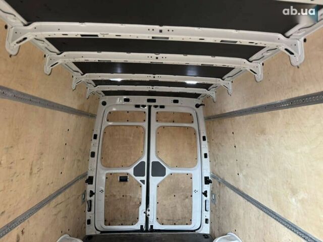 Фольксваген Крафтер, объемом двигателя 2 л и пробегом 285 тыс. км за 19000 $, фото 12 на Automoto.ua