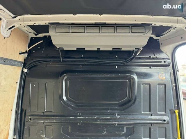 Фольксваген Крафтер, объемом двигателя 2 л и пробегом 285 тыс. км за 19000 $, фото 15 на Automoto.ua