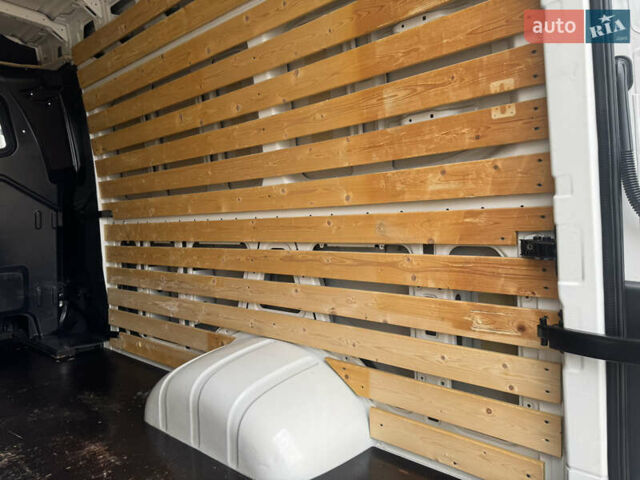 Фольксваген Крафтер, объемом двигателя 2 л и пробегом 305 тыс. км за 28400 $, фото 60 на Automoto.ua