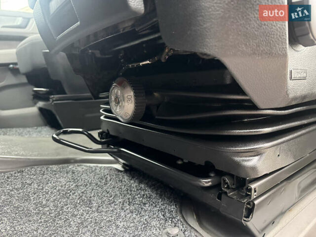 Фольксваген Крафтер, объемом двигателя 2 л и пробегом 305 тыс. км за 28400 $, фото 23 на Automoto.ua