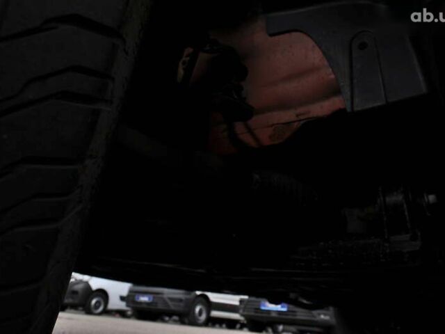 Фольксваген Крафтєр, об'ємом двигуна 2 л та пробігом 106 тис. км за 35500 $, фото 14 на Automoto.ua