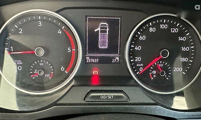 Фольксваген Крафтер, объемом двигателя 2 л и пробегом 237 тыс. км за 20950 $, фото 22 на Automoto.ua