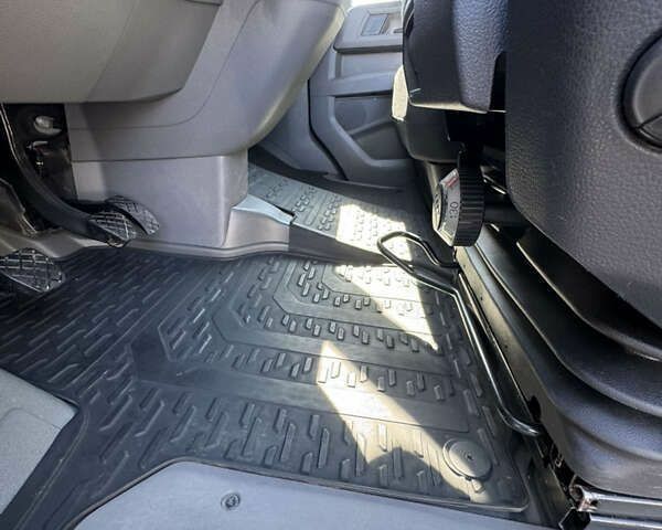 Фольксваген Крафтер, объемом двигателя 2 л и пробегом 305 тыс. км за 25200 $, фото 16 на Automoto.ua