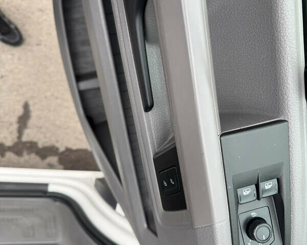 Фольксваген Крафтер, объемом двигателя 2 л и пробегом 305 тыс. км за 28400 $, фото 21 на Automoto.ua