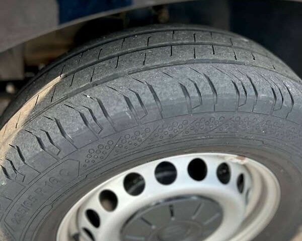 Фольксваген Крафтер, объемом двигателя 2 л и пробегом 204 тыс. км за 31500 $, фото 14 на Automoto.ua