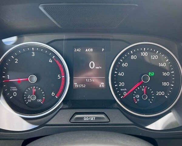 Фольксваген Крафтер, объемом двигателя 2 л и пробегом 191 тыс. км за 29900 $, фото 25 на Automoto.ua